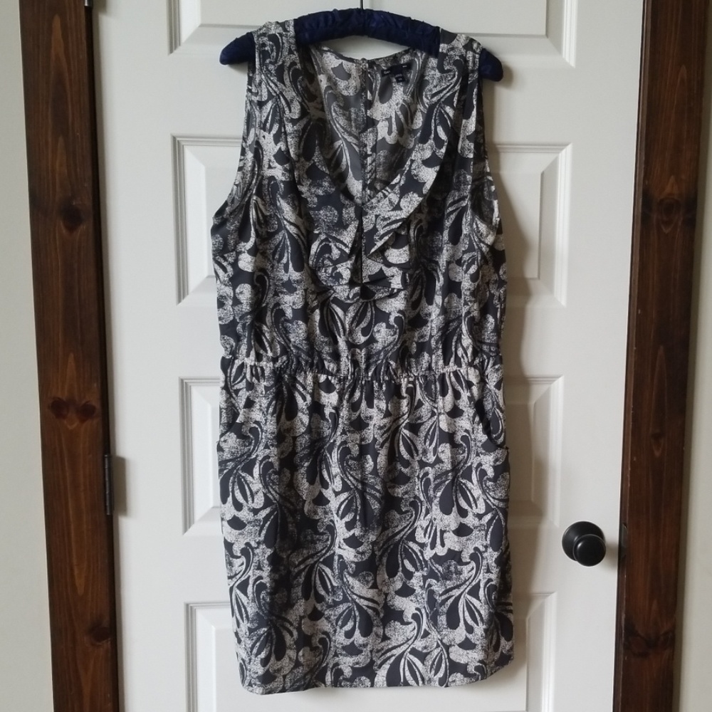 Gray and white print dress